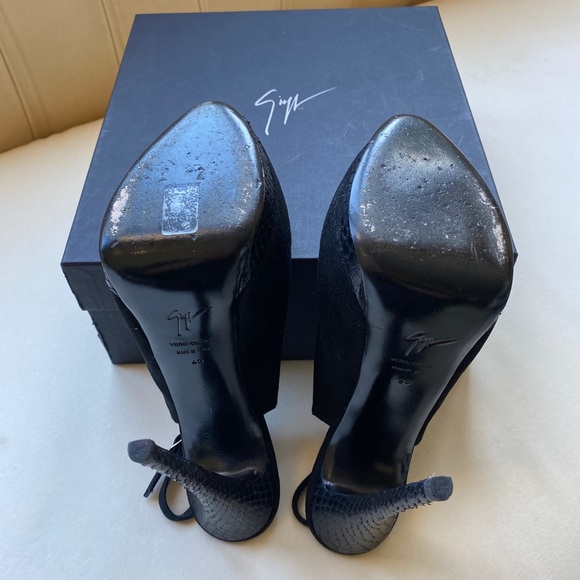 Giuseppe Zanotti black suede shoes (worn once) - Picture 5 of 6